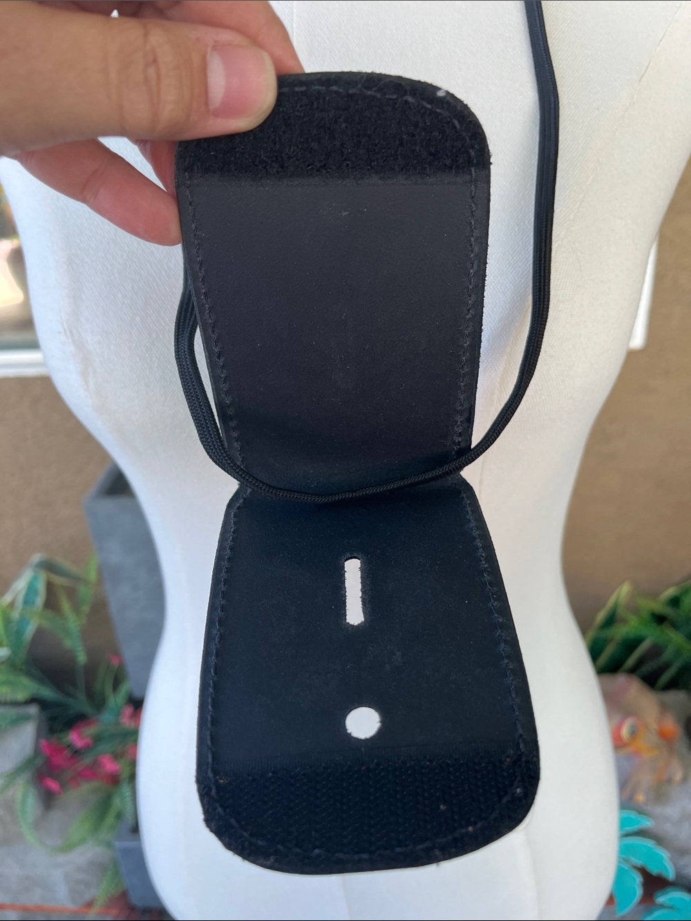 Black Neck Badge & ID Holder - Picture 4 of 6
